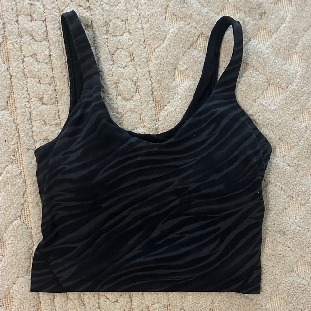 Lululemon tank